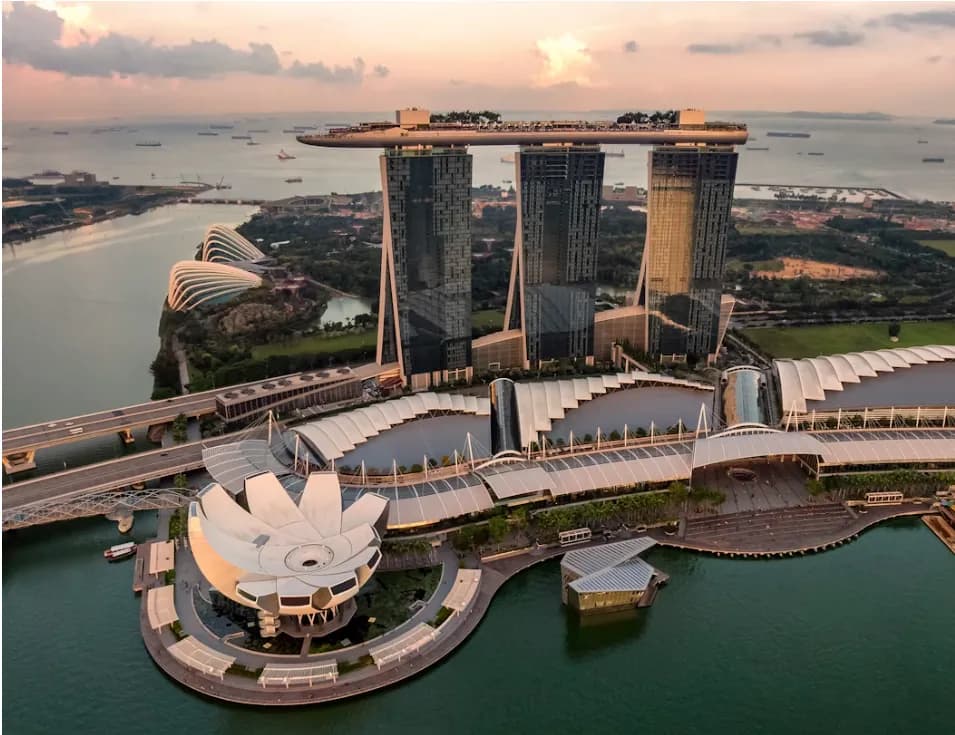 Singapore Adventure Explorer