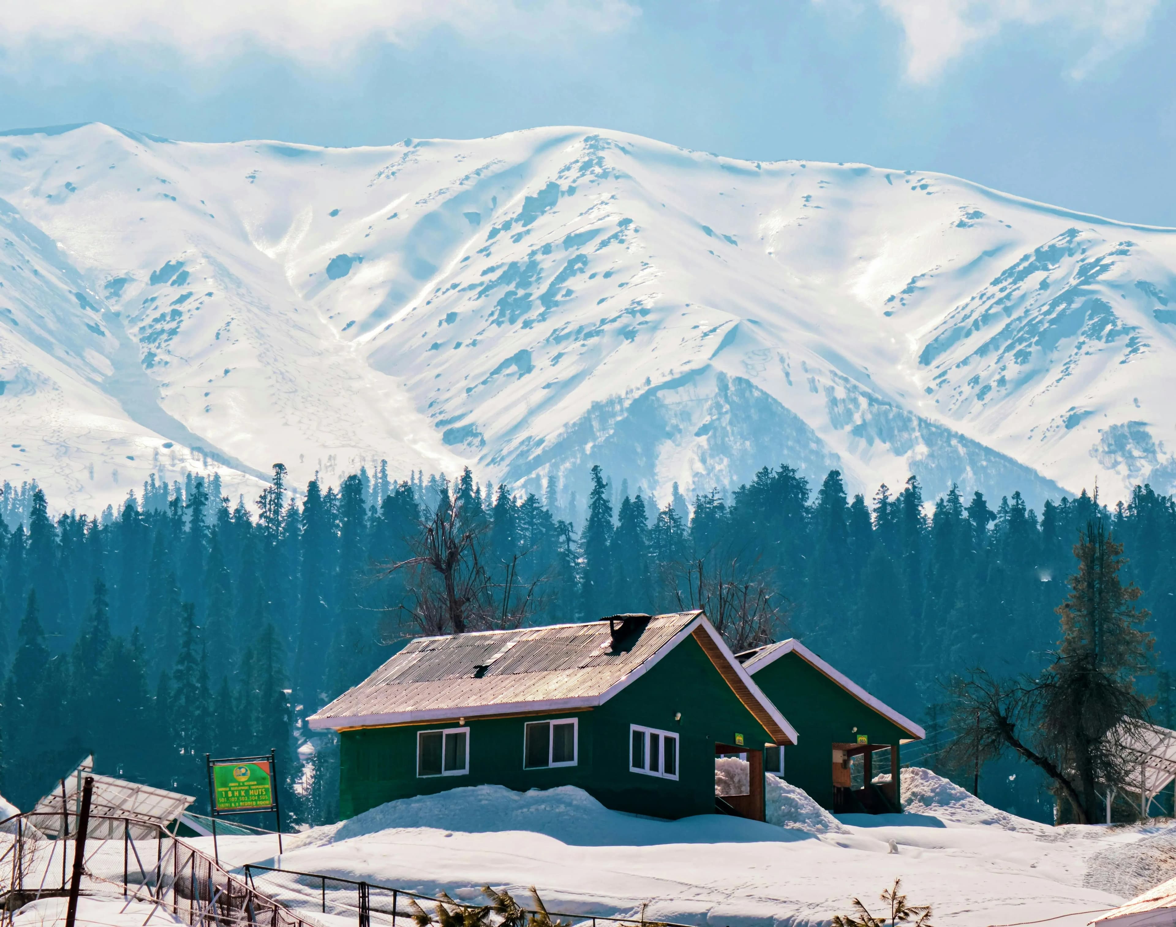 ❄️ Kashmir Winter Wonderland – 6 Nights / 7 Days